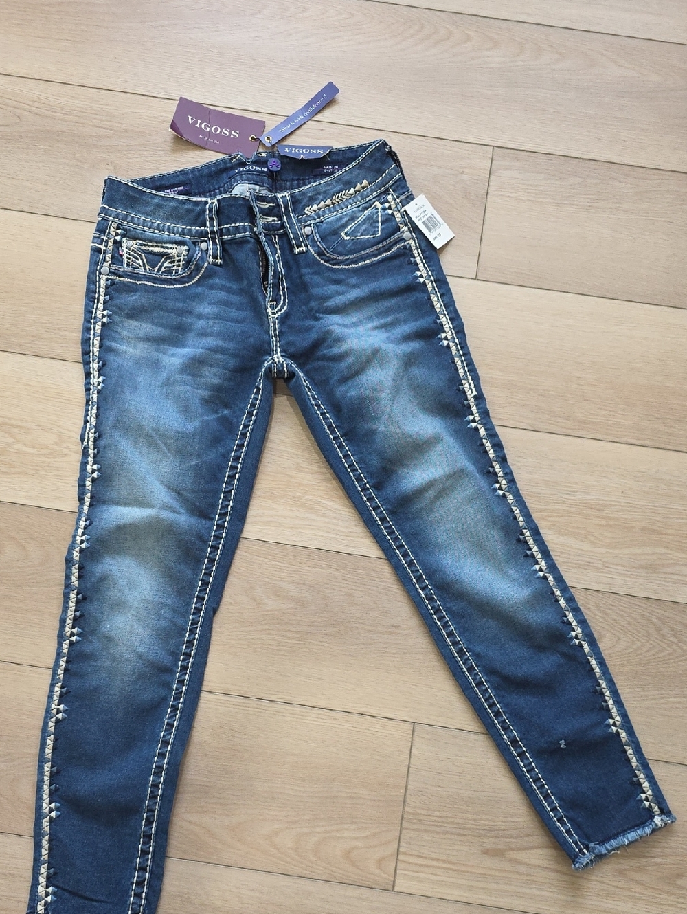 Vigoss Women's Blue Skinny Jeans with Side Embellished Stitching